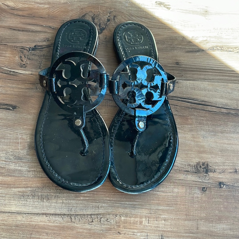 Tory Burch Miller Patent Leather Thong Black Sandals